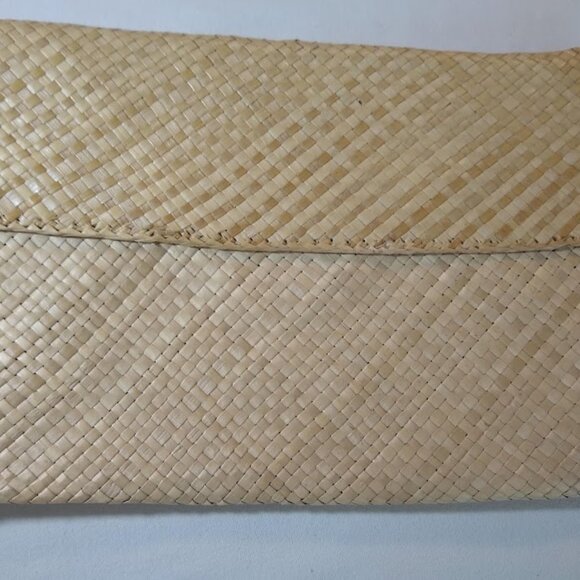 Handbags - Vacation-Ready! vintage-unused woven seagrass clutch
